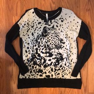 Kensie black and white leopard sweater